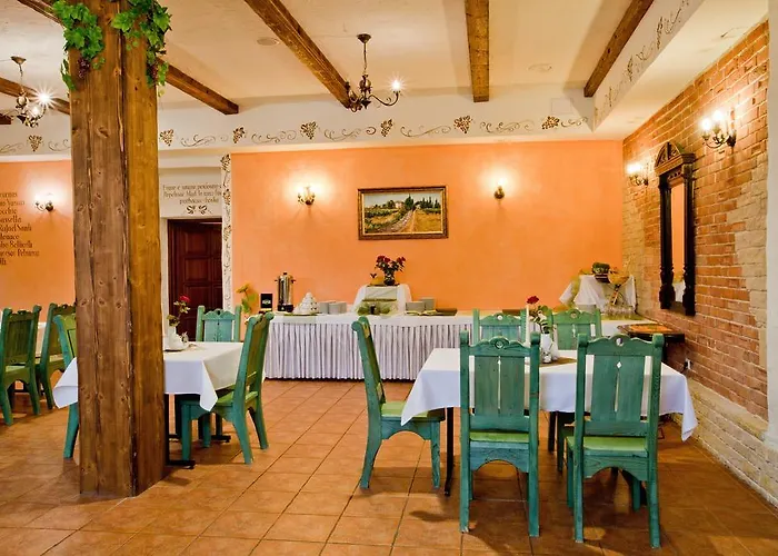 Hotel Stara Szmergielnia 3*