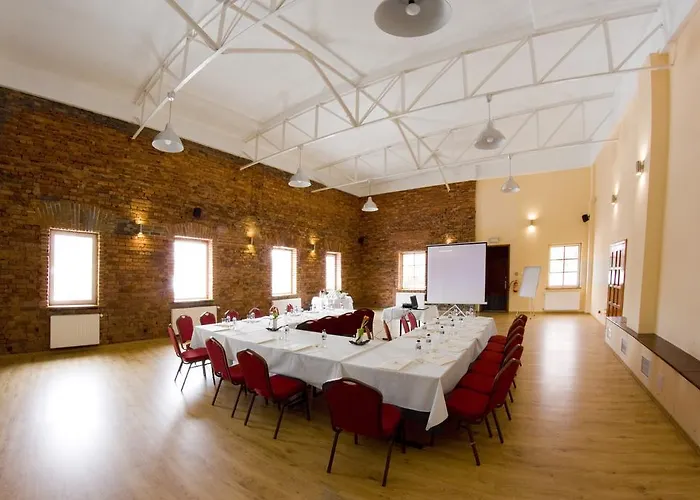 Stara Szmergielnia Hotel 3*